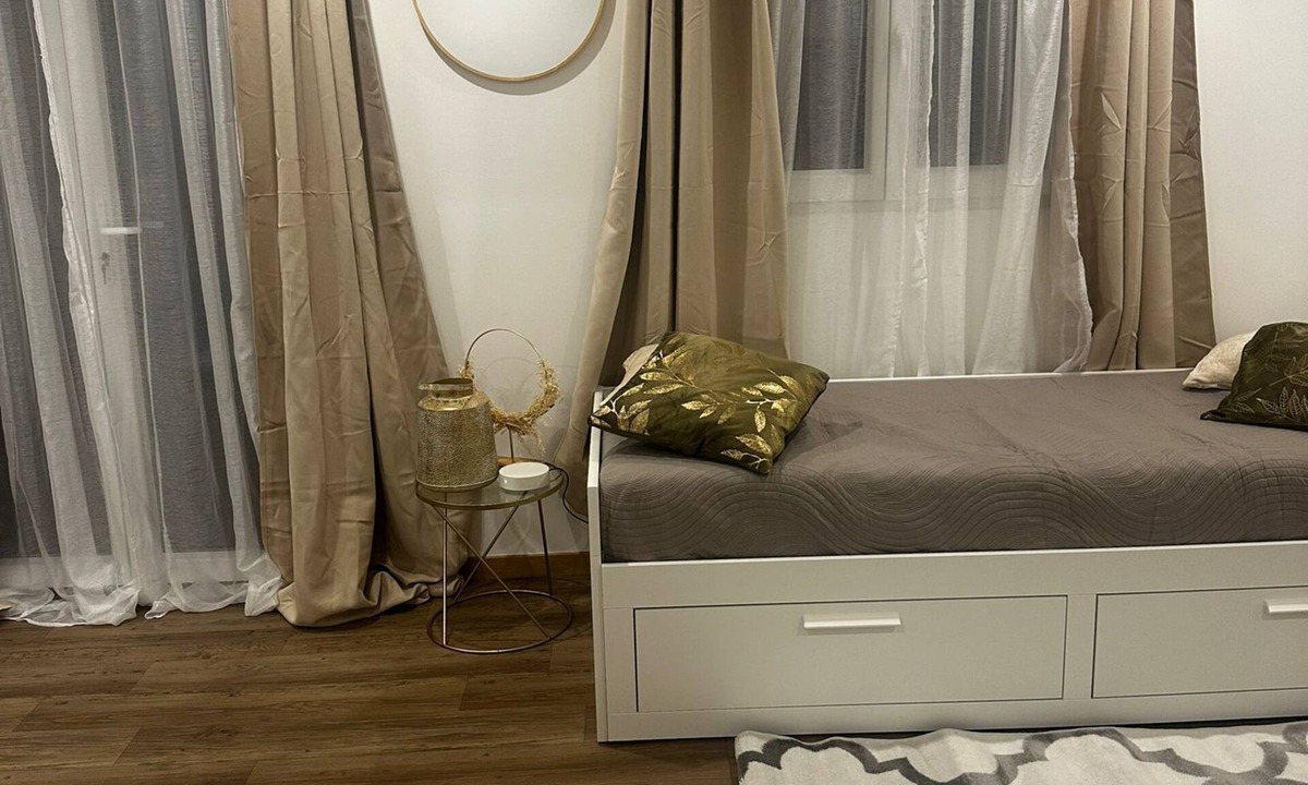Evreux House | Small house