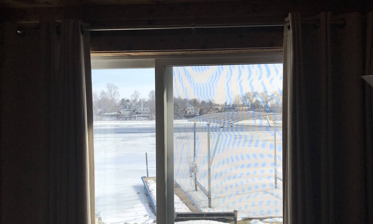 Maplewood House | Small house on Okauchee Lake!