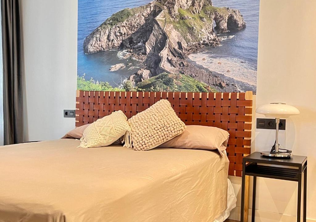 Ibarrekolanda Apartment | SMALL LuX LONG STAY PARKING FREE