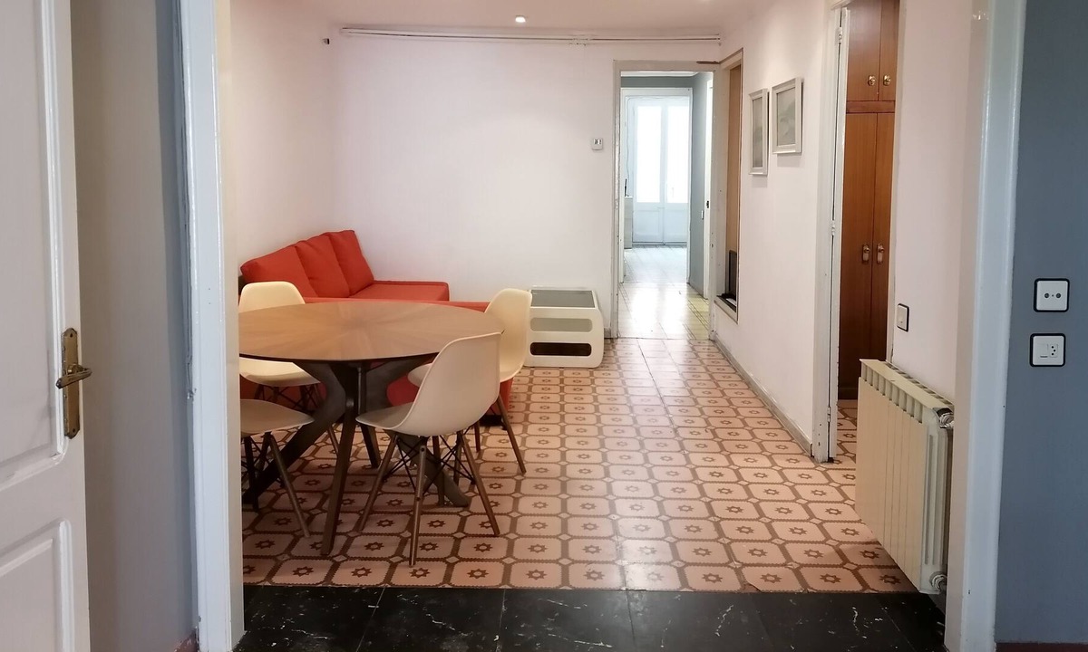 Igualada Condo | Small old flat