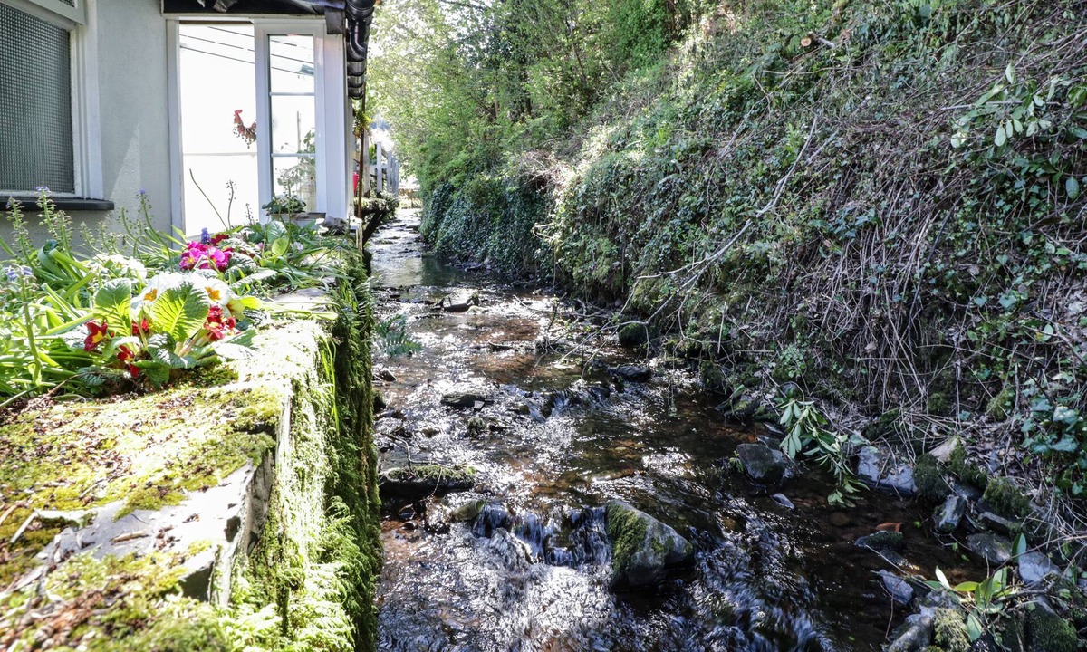 Porlock Cottage | Small Piece
