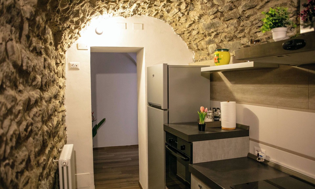 Bagnone Apartment | Small stone nest in the center of the medieval village of Bagnone, Lunigiana
