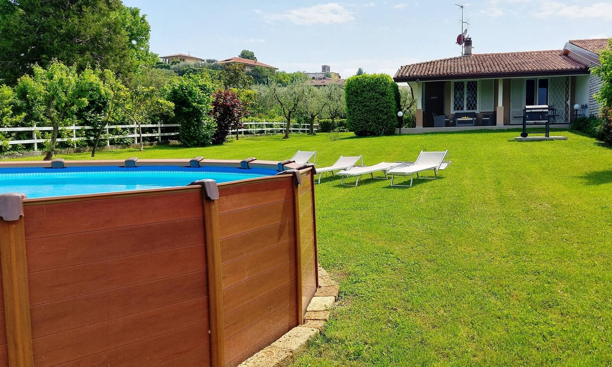 Solarolo Villa | Small villa with private pool and large garden, ideal for stays with dogs.