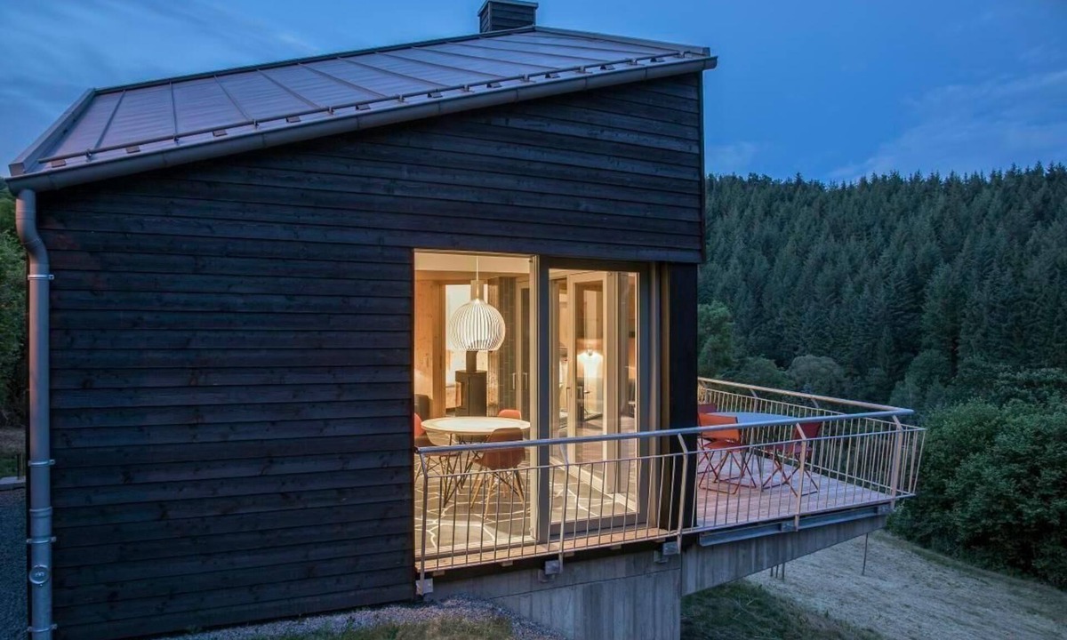 Schutz House | Small Volcanic Eifel House