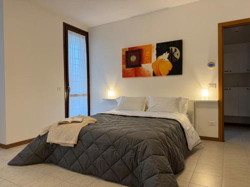 Castel San Pietro Terme Apartment | Smart Business&Travel Flat - Free Private Parking