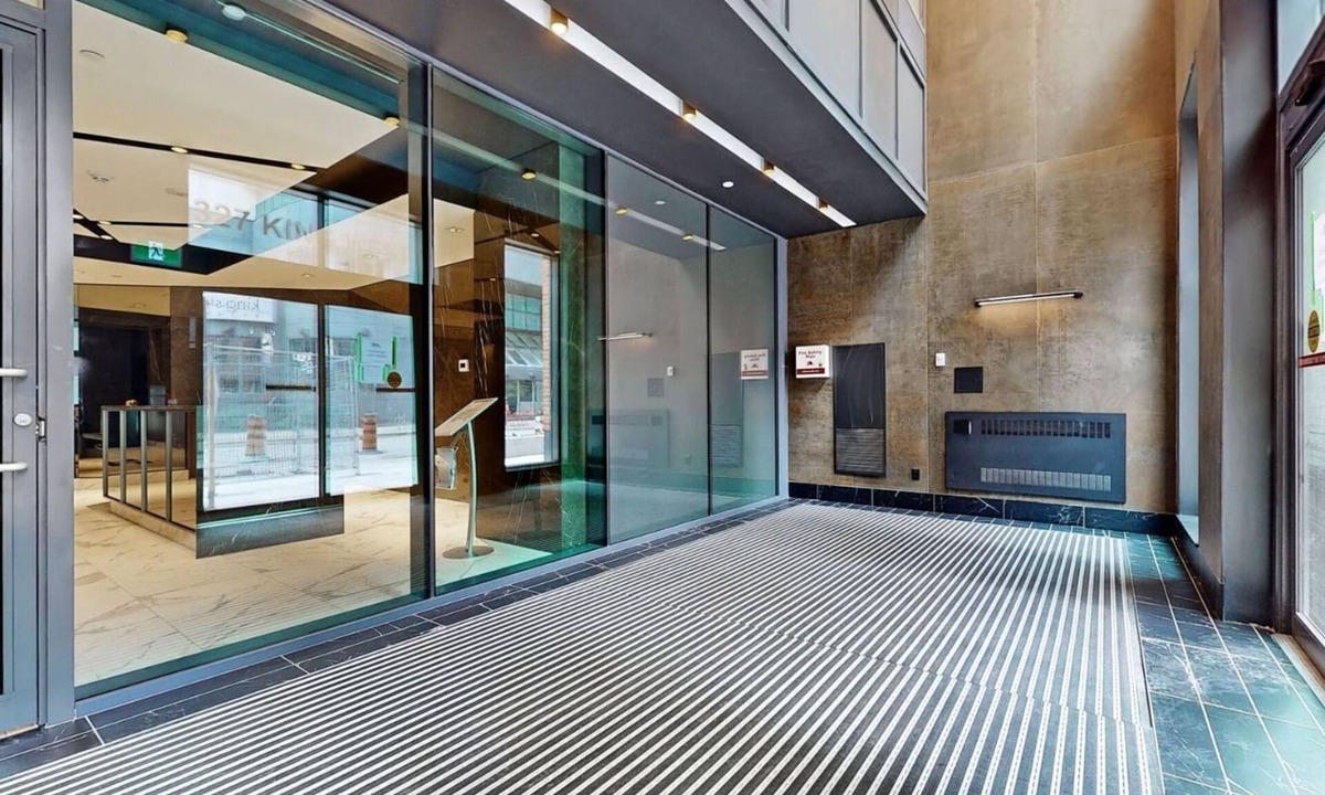 Downtown Toronto Condo | Smart Condo with a Great Location