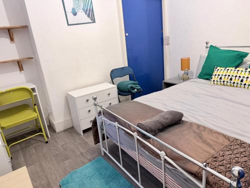 Reading House | Smart Double Room