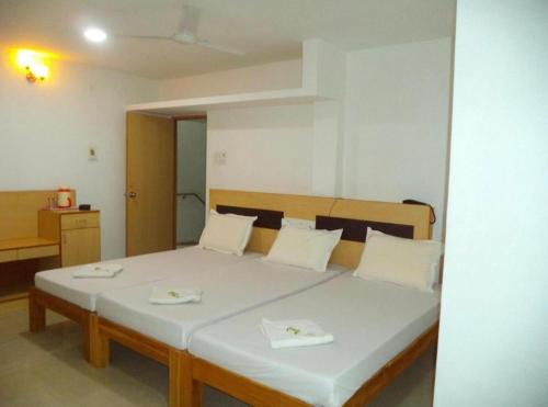 Khattalwada House | Smart Guest Rooms