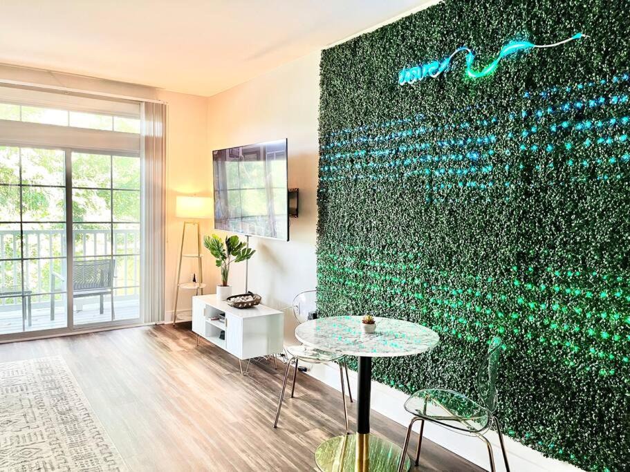 Indianapolis Apartment | Smart, Relaxing Zen 1bed 1bath Suite