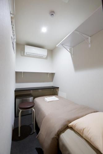 Minamikoiwa Hostel | smart room tokyo koiwa city
