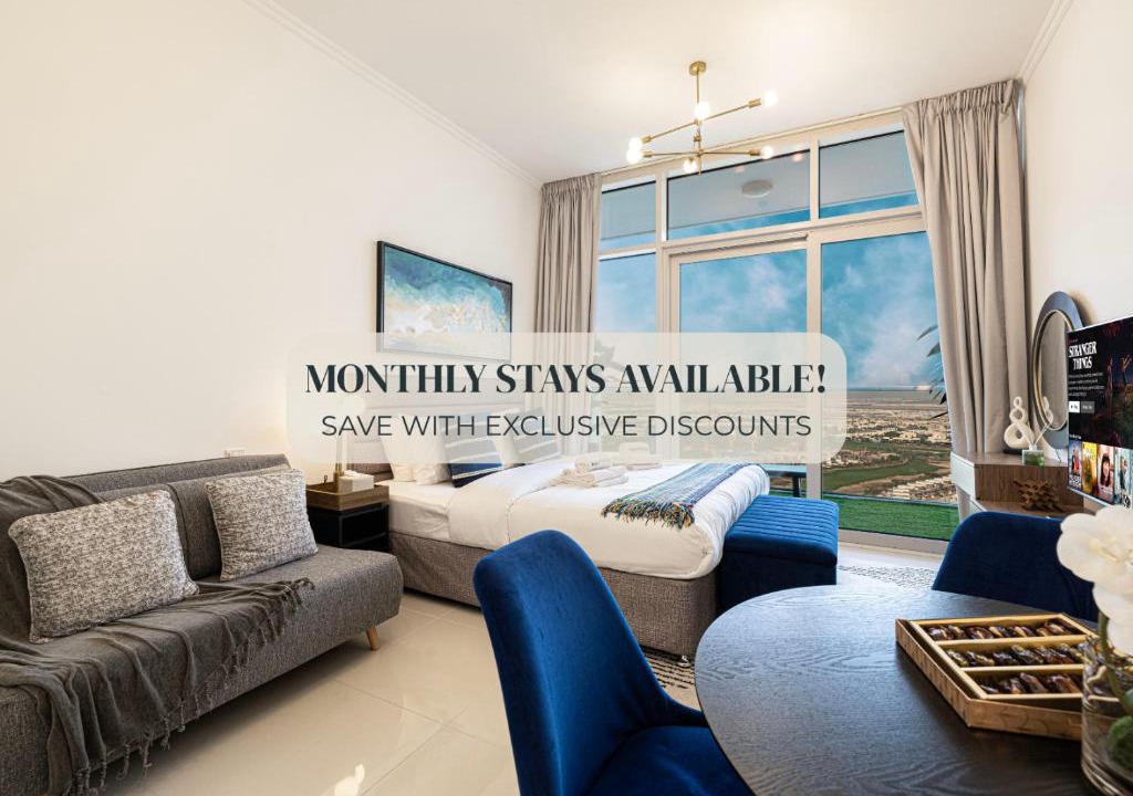 Dubai Apartment | SmartStay at Carson Tower - Panoramic City Views - Modern Luxury Apartments