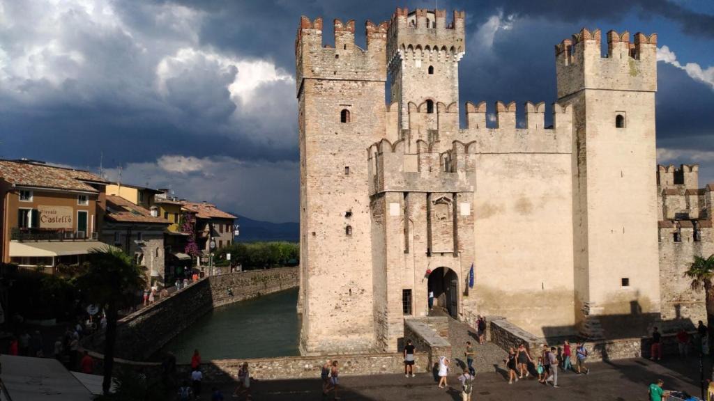 Sirmione Old Town Apartment | Smile