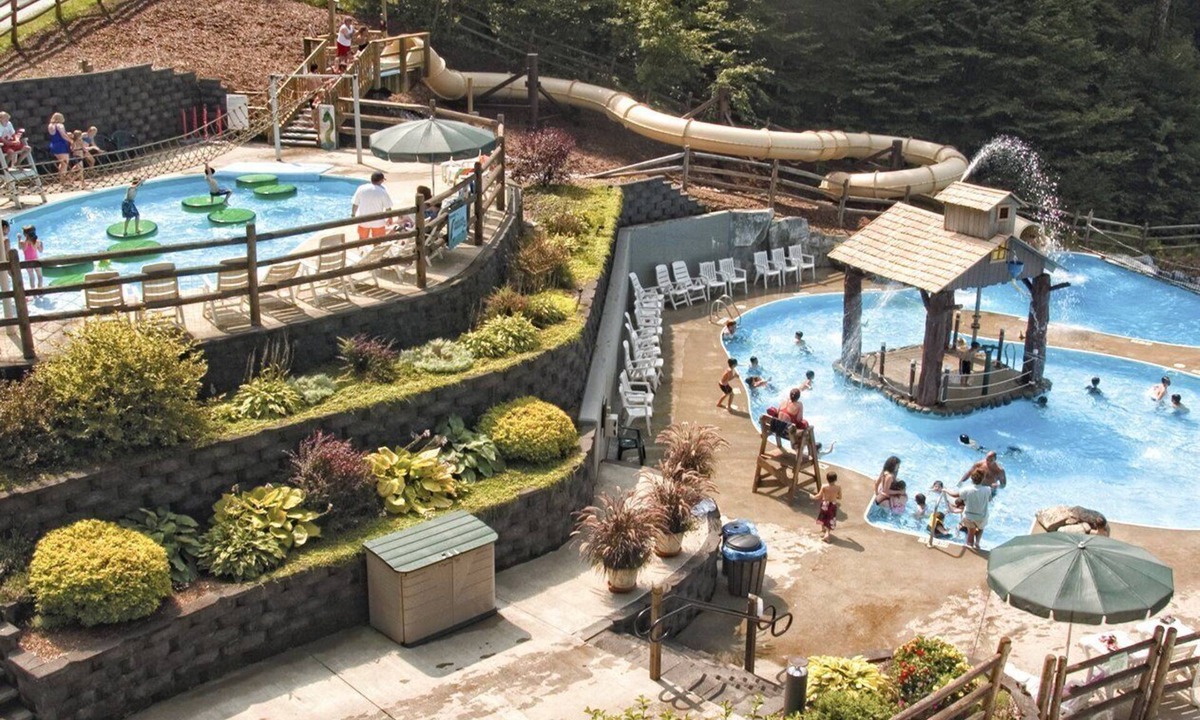 Jeffersonville Resort | Smugglers' Notch Resort! Charming 2-bedroom resort in brilliant Cambridge