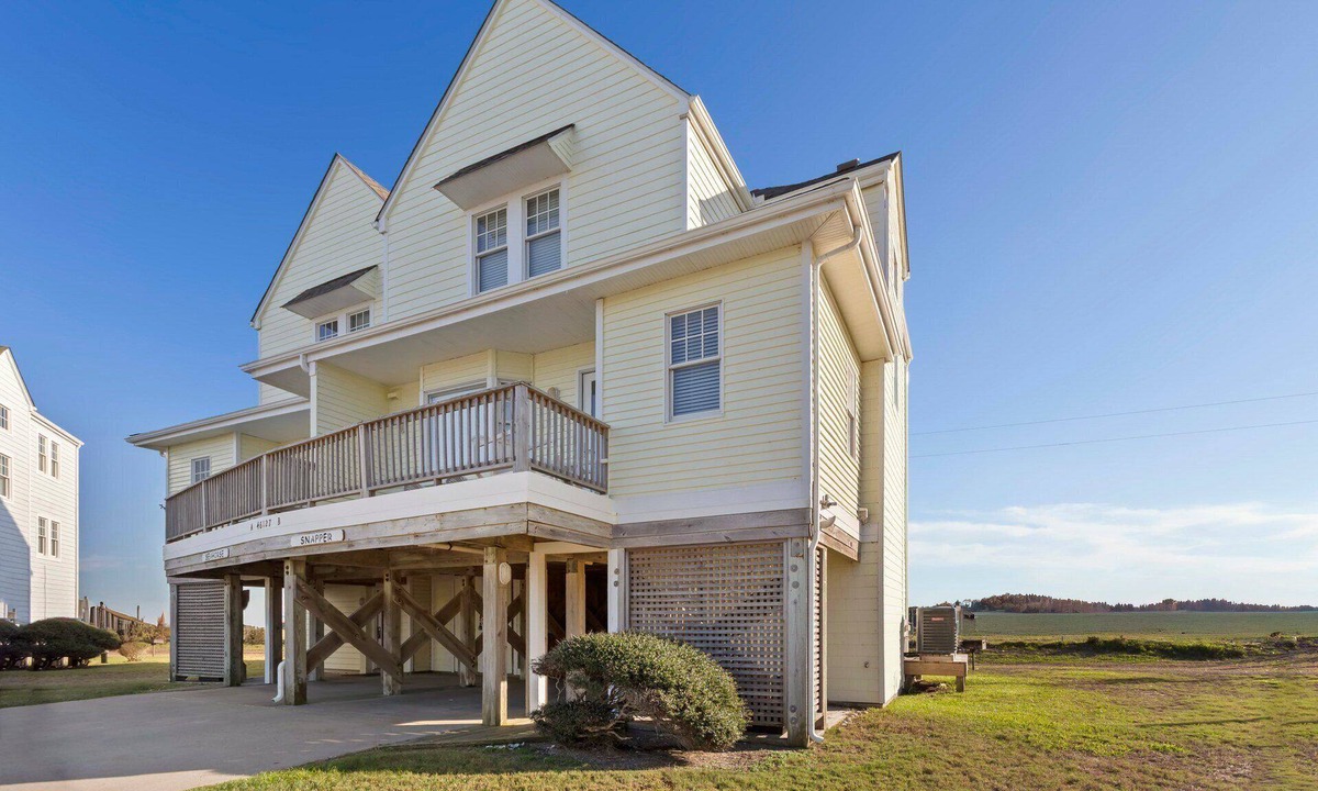 Buxton House | Snapper – Dog-Friendly OBX Stay w/Views
