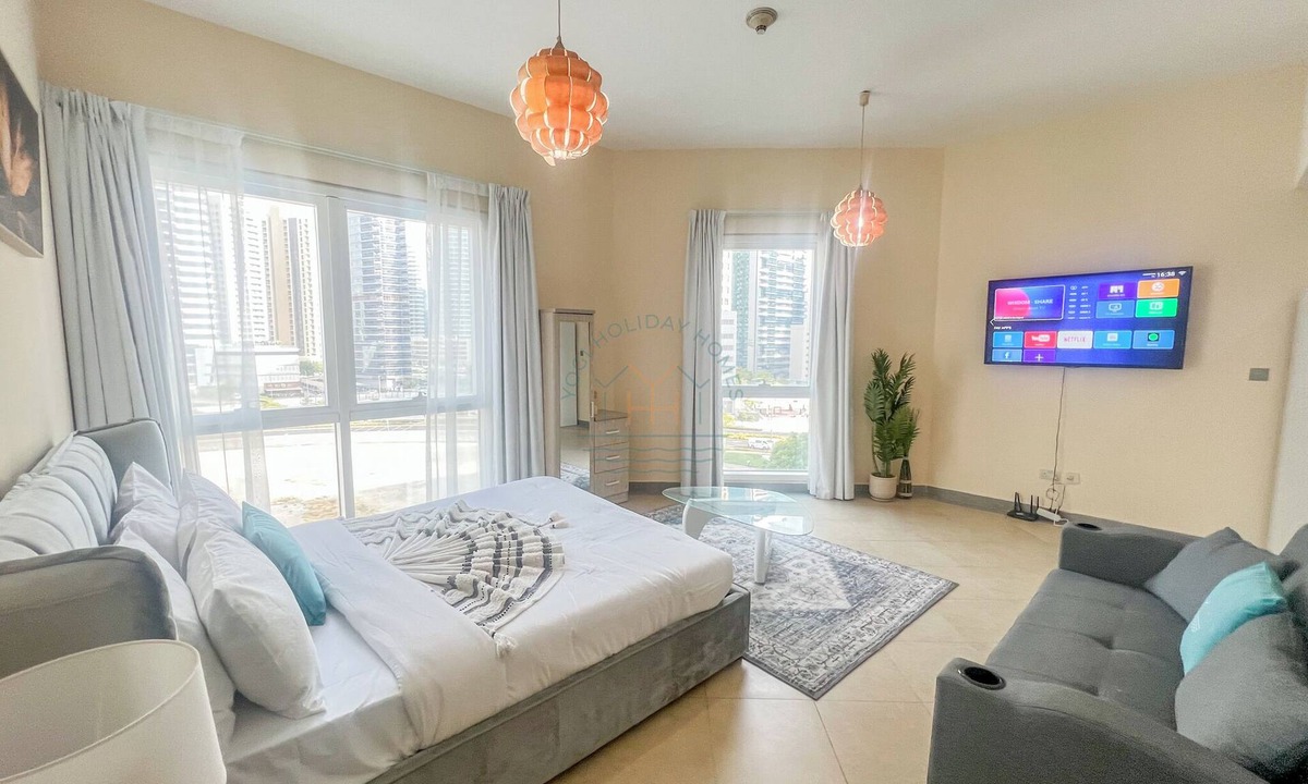 Barsha Heights Apartment | Snug Studio With City Views, Perfect For Couples