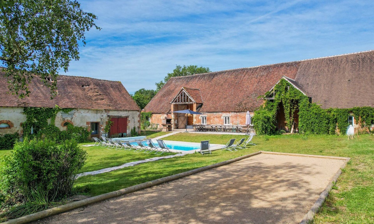 Viglain Villa | So Villa Reprenellière (45) - Heated pool - Foot - 2h Paris - 30p.