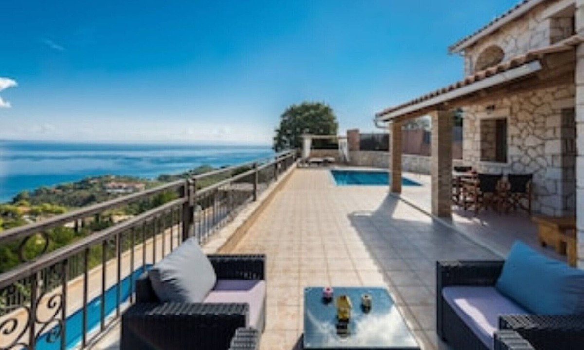 Xirokastello Villa | Socrates Three Bedroom Villa With Sea View