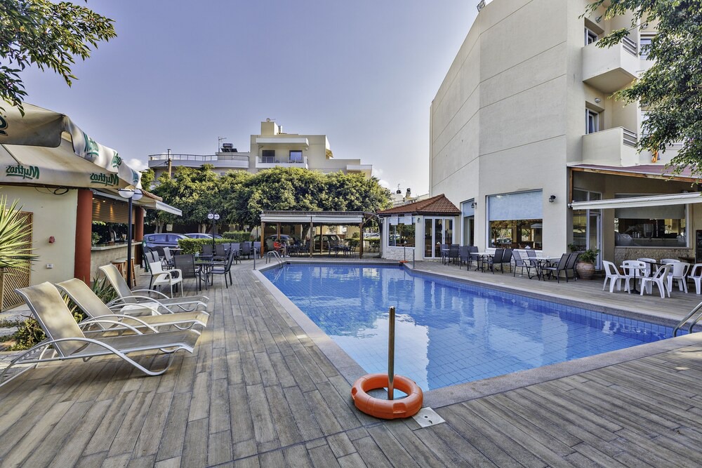 Nea Alikarnassos Hotel | Sofia Hotel