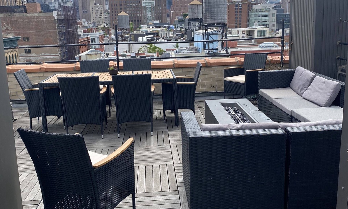 Hudson Square Apartment | Soho duplex PH with private terrace