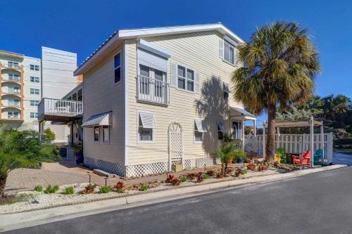 Madeira Beach House | Sol Mate Beach Cottage