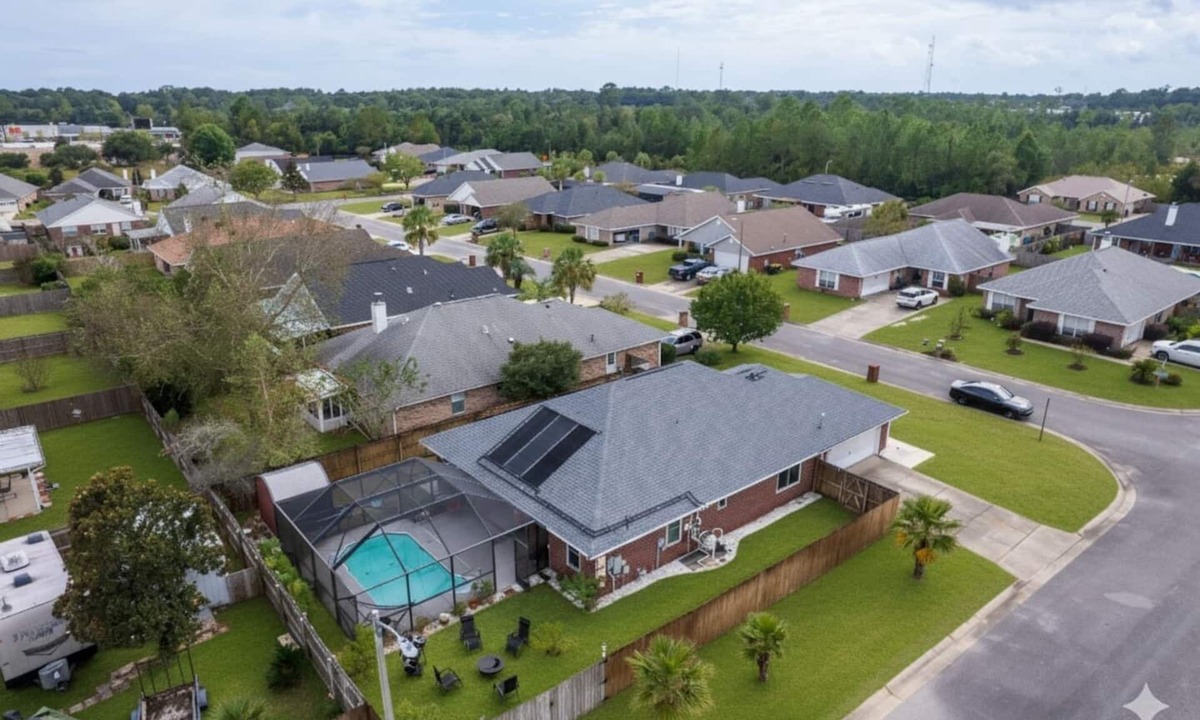 Milton House | Solar Pool & Fun|4BR Milton