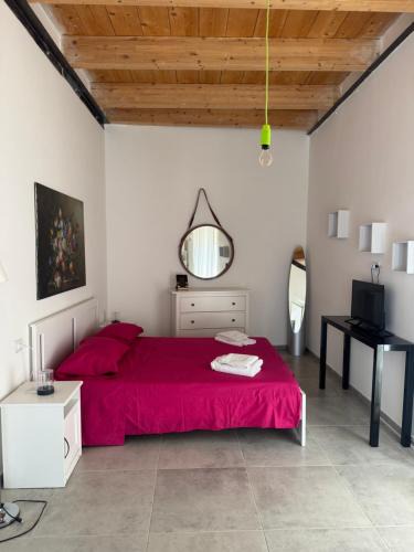 Garzano House | Sole Room