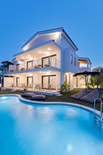 Asprovalta Apartment | Solis Ortus adults 16plus