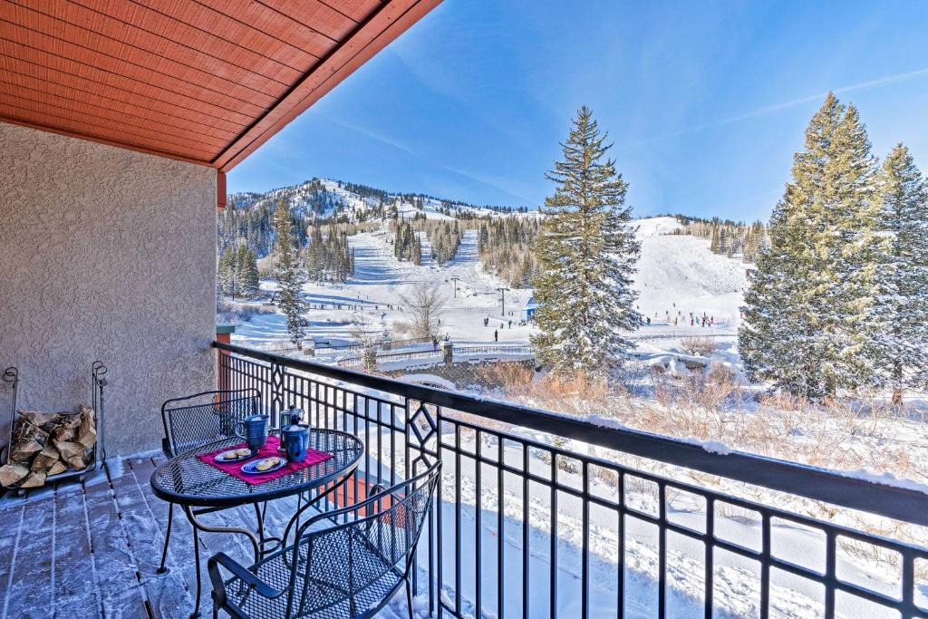 Salt Lake Mountain Resorts House | Solitude Creekside Condo - Closest to Ski Lift!