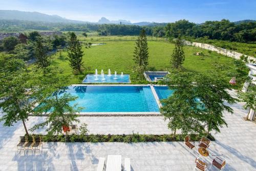 Luong Son Hotel | Solmist Villa
