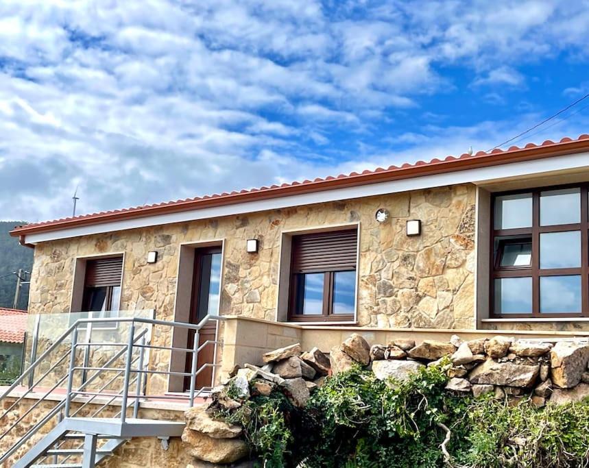 Ezaro House | Solpor de Ézaro