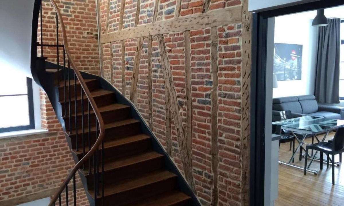 Peronne Apartment | Som'home