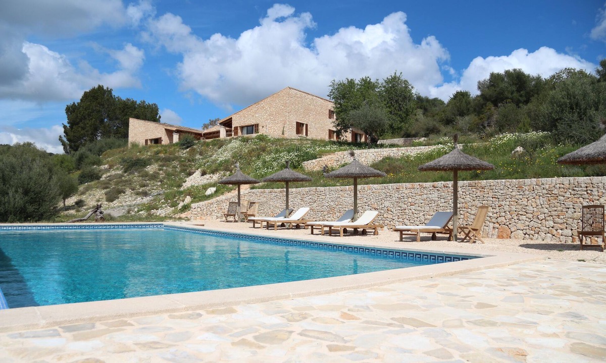 Manacor House | Son Pages - two exclusive houses with sea views, large pool, fully air-conditioned