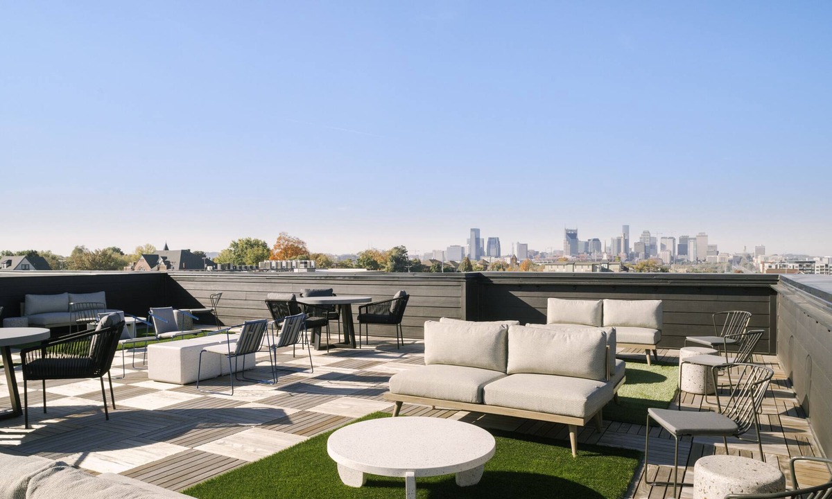 Historic Edgefield Apartment | Sonder The Lookout | Spacious Four-Bedroom Apartment w/Balcony