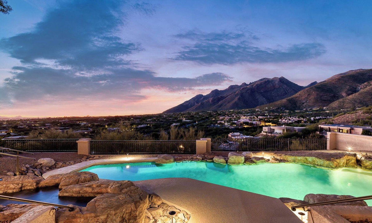 Sin Vacas House | Sonoran Sunset: Mountain Views, Heated Pool, Spa