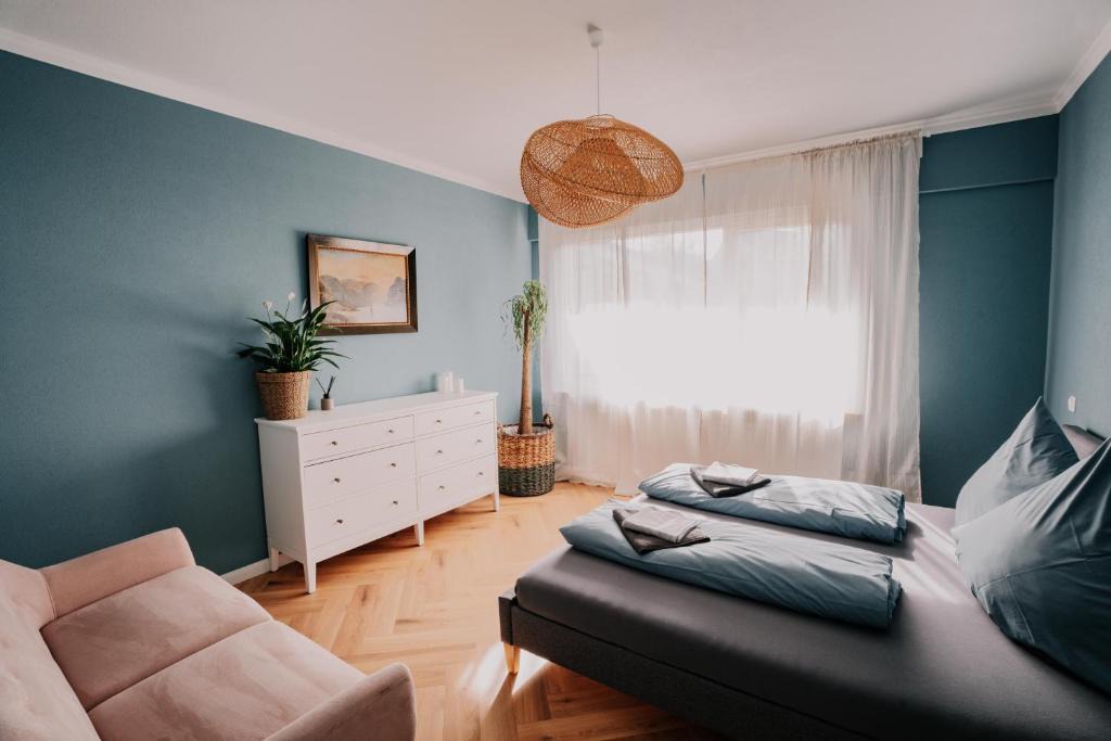 Stromberg Apartment | Soonwald Loft I Garten I Kamin I riesige Wohnküche