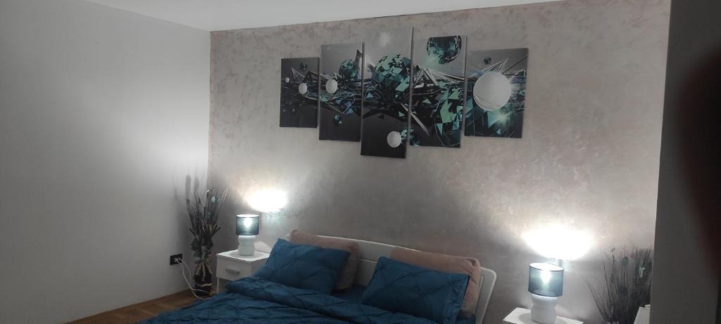 Hunedoara Apartment | SOPHIA Central Studio