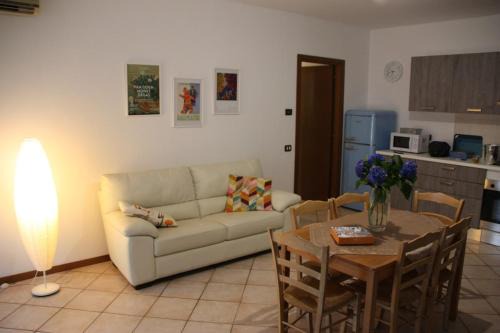 Angera Apartment | Sotto la Rocca