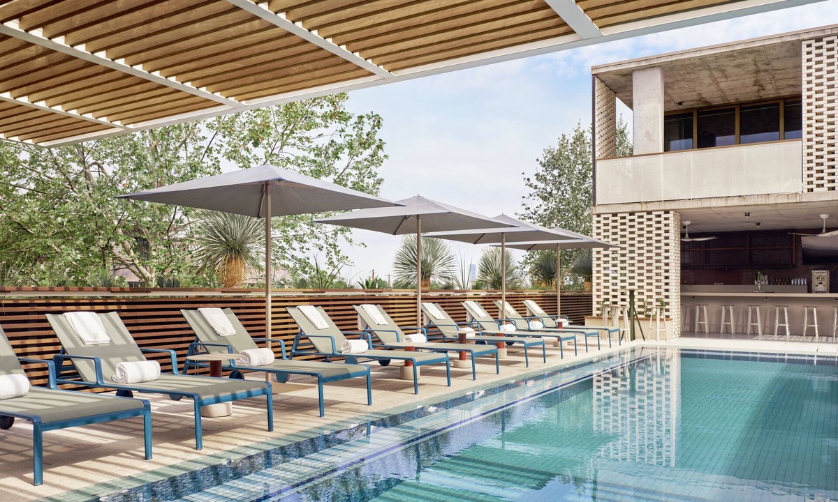 Travis Heights Hotel | South Congress Hotel