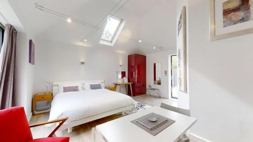 Wavendon House | South Lodge