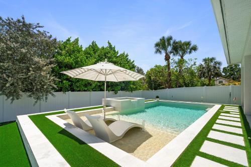 East Naples Villa | South Naples Pool House