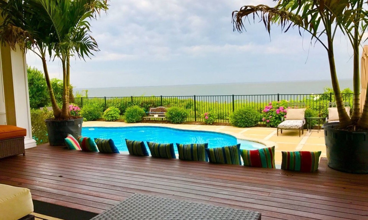 Hampton Bays House | Southampton PRIVATE Waterfront Estate!