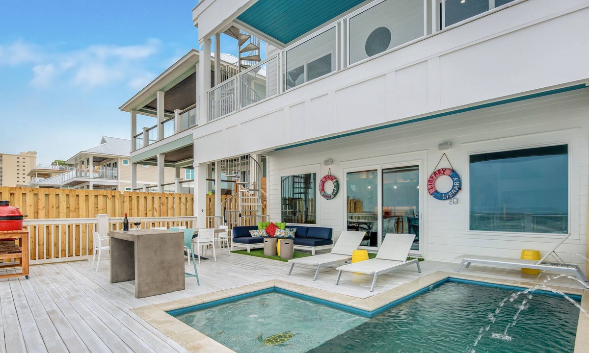 Bel Air House | "Southern Comfort" Beachfront | Private Pool | WiFi | Professionally Cleaned