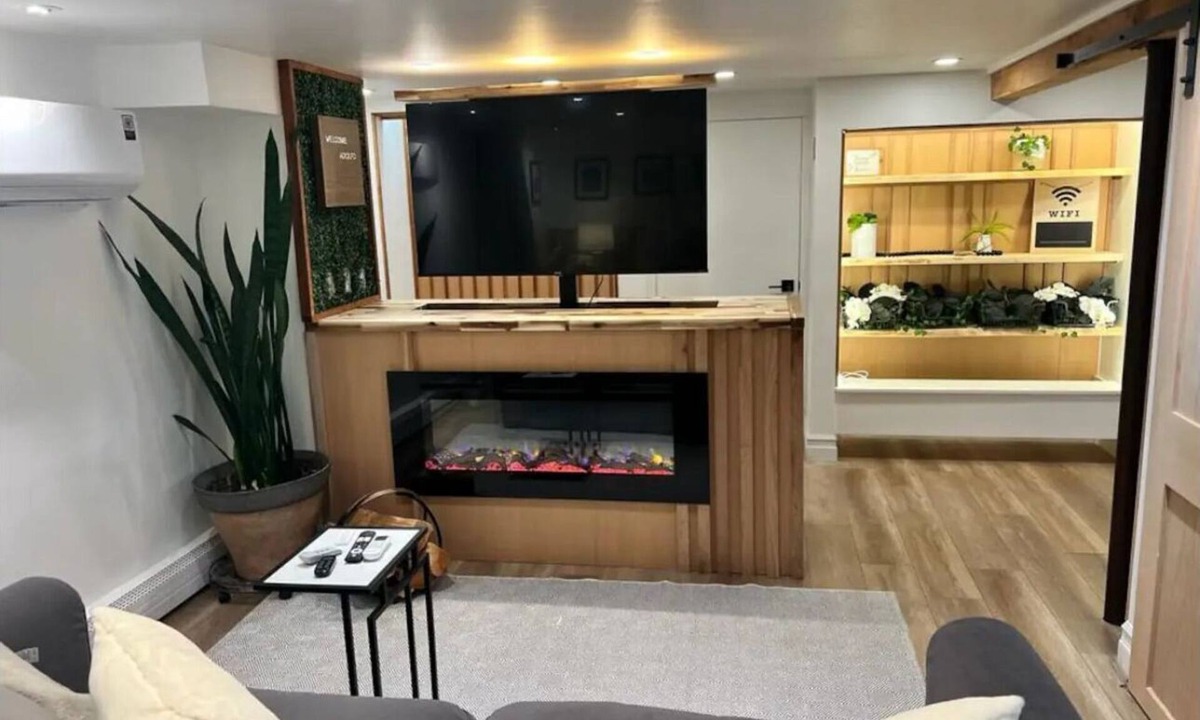 Warwick Apartment | Southern New England Luxury with private patio, fireplace, spa like bathroom!