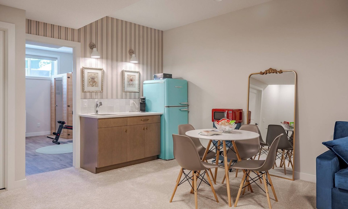 Southwest Calgary House | Spa-Like Private Suite | Sauna, Gym, Heated Floors | SW Calgary Retreat