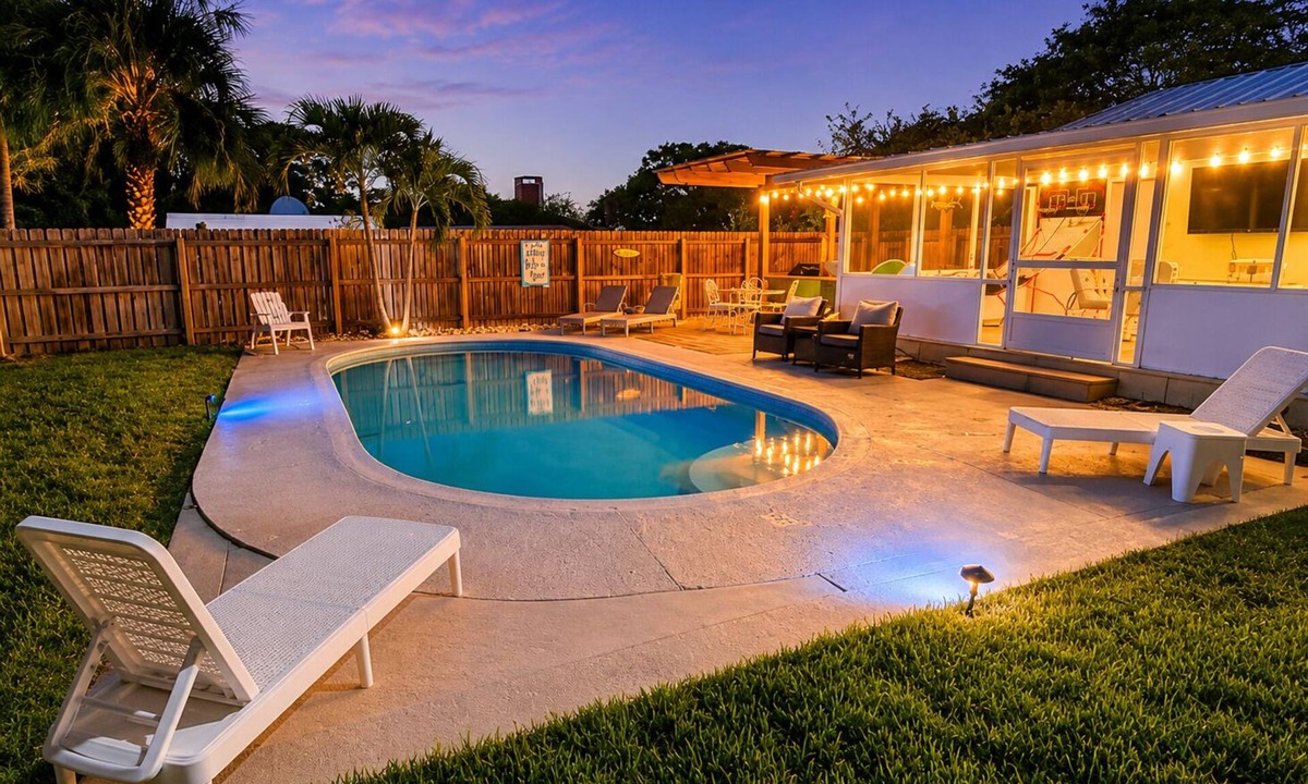 Melbourne House | Space Coast Pool Haven - King Bed - Beaches Nearby