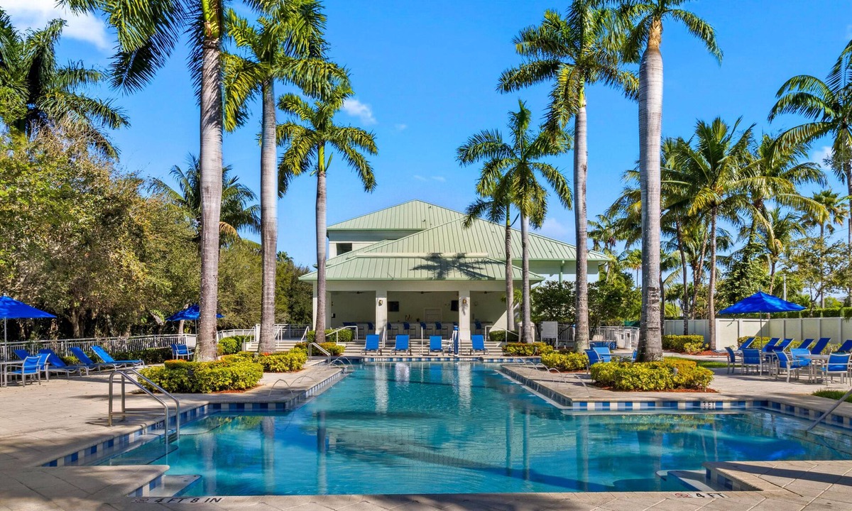 Doral Condo | Space for everyone! 3 Bed/4 Bath Villa 2070 sq ft