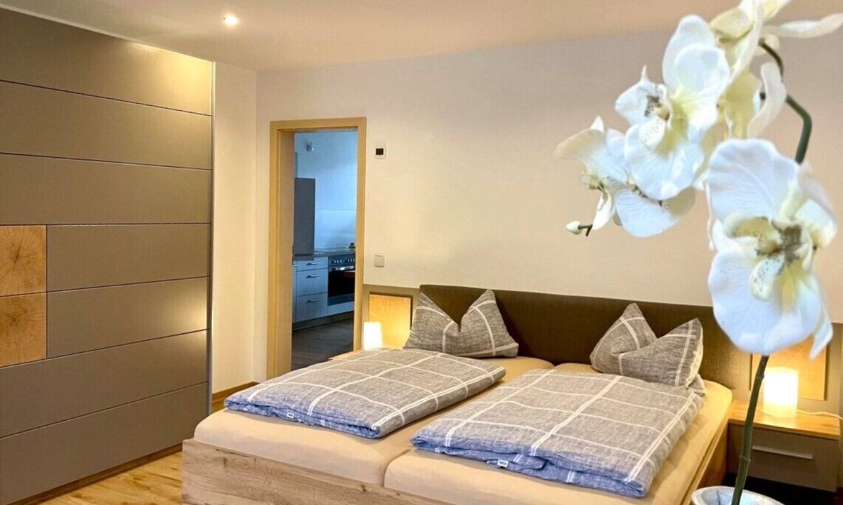 Frankenberg Apartment | Space miracle with balcony