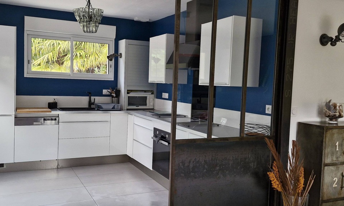 Dinard Villa | Spacieuse Villa Type Atelier au Calme Centre Dinard 10 Personnes max