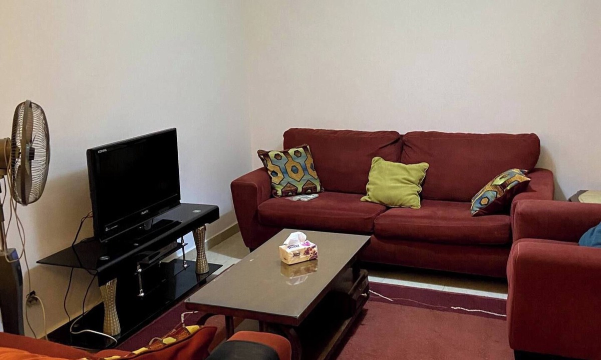 Madinaty House | Spacious 2 Bedroom, 4 Beds with Wifi, ACs and Garden View