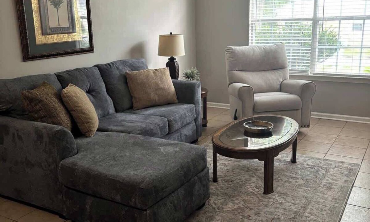 Bryant Apartment | Spacious 2 Bedroom/1.5 Bath Apartment - Bryant #1
